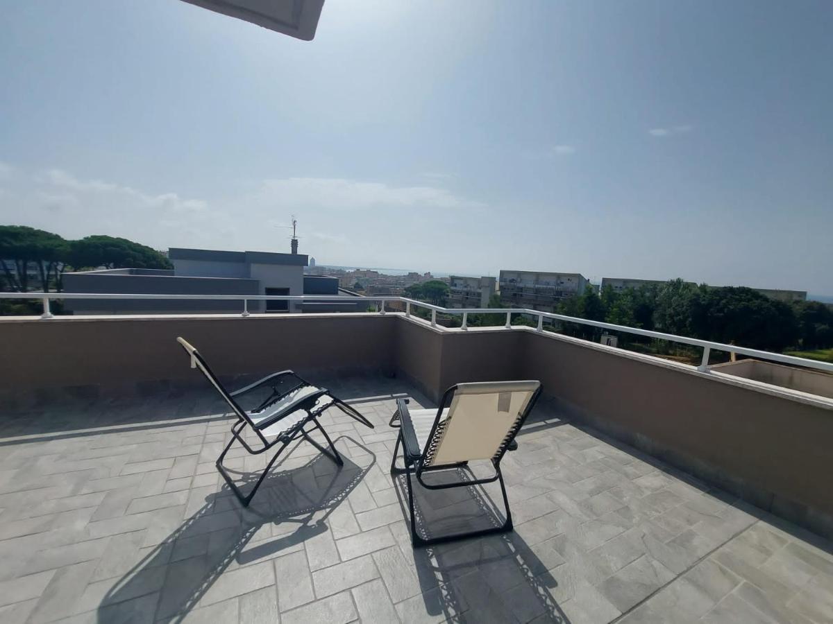 Terrazza Delle Rose Daire Nettuno Dış mekan fotoğraf